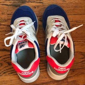 Mens New Balance Sneakers , LIKE NEW size 9.5